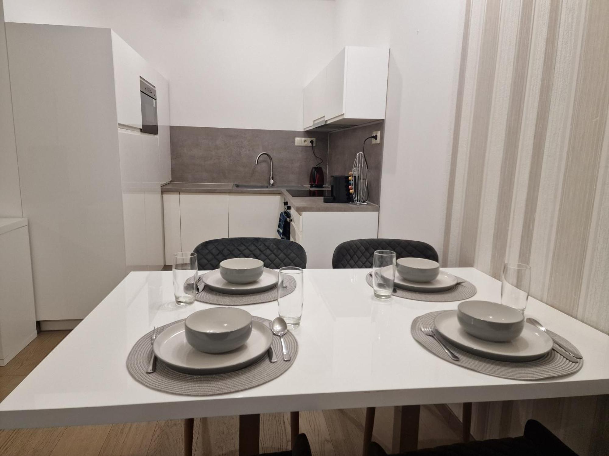 Stylish Panorama City Family Suite Bratislava Esterno foto